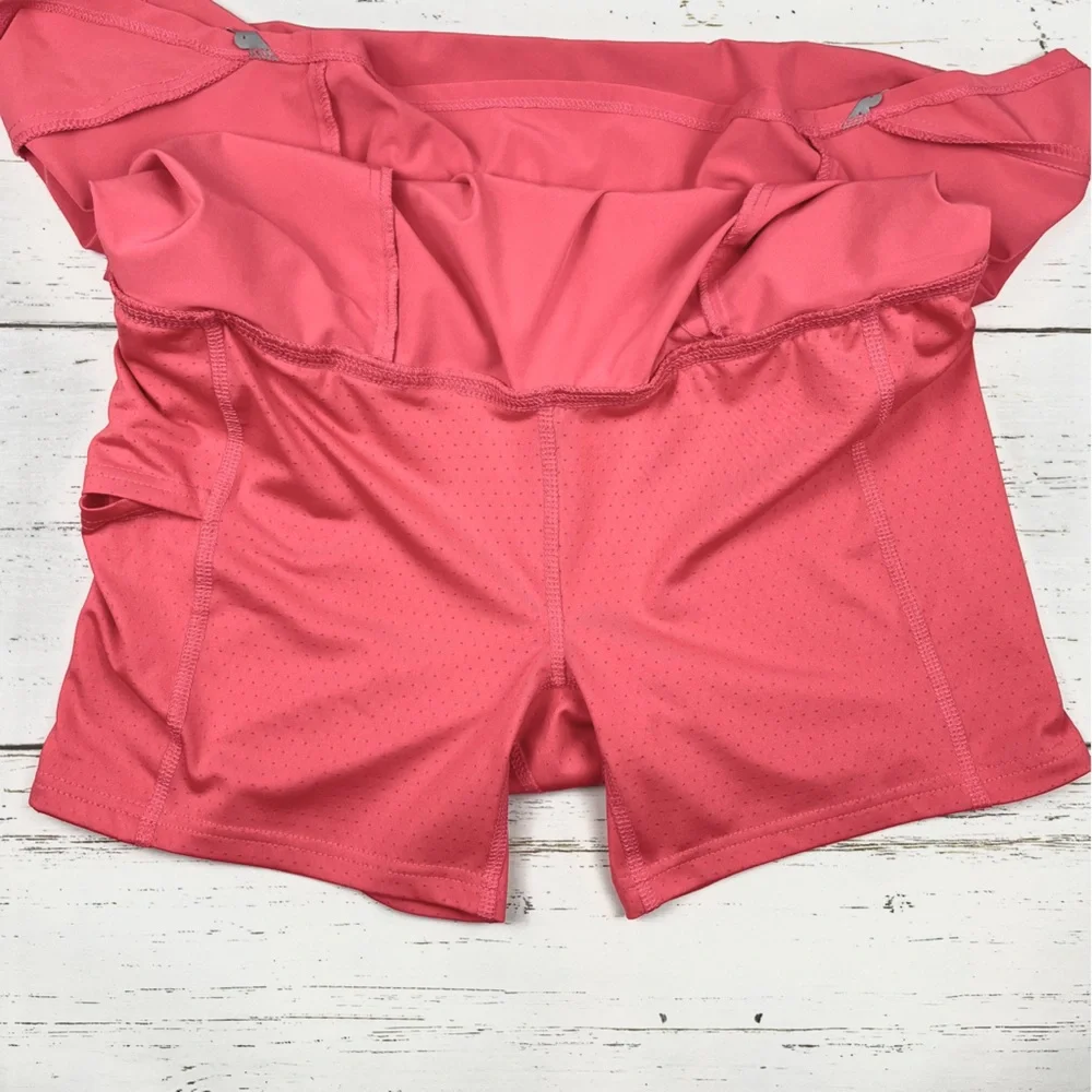 Title Nine Reflective Flounce Skort M
